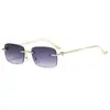 Nuevas Gafas de Sol Cuadradas Sin Marco de Metal Unisex de Moda Europea y Americana Gafas de Sol Versátiles de Moda
