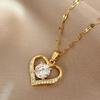 Nuevo Collar de Acero de Titanio en Forma de Corazón de Lujo Ligero con Diamantes Completos para Mujer, Colgante Versátil de Cadena para Clavícula