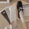 Calcetines Delgados de Malla Color Blanco Frío-Gris Estilo Coreano con Bordes Fruncidos, Moño, Etiqueta de Tela Rayada, Largo hasta la Media Pantorrilla, Algodón, Sin Costuras