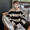 Suéter masculino de tricô com gola redonda estilo americano, solto e casual, design versátil com color-blocking listrado, top casual moderno