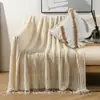 Manta de sofá nórdica toalla de pie de cama de hotel manta de frijol manta de chal con borlas cubierta de tela de pie de cama manta cubrecama para casa de huéspedes venta al por mayor