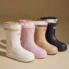 Botas de chuva da moda para mulheres, botas de chuva com boca de sebe, uso externo, lavagem de carro, cozinha, trabalho, sapatos de borracha, sapatos impermeáveis, forrados com lã