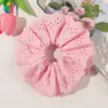 Goma para el pelo scrunchie de encaje color crema extragrande estilo perezoso para mujer, Accesorio para el pelo de doble capa de alta gama versátil