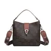 Bolso de Mano Cruzado para Mujer con Estampado de Comercio Exterior Nuevo Modelo 2025 Gran Capacidad Retro Letra Hombro Tote Bolso Cubo