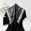 Bufanda Fina de Seda 2026 Primavera/Verano 70cm Bufanda Cuadrada Pequeña para Mujer Bufanda de Seda Nueva Estampada Versátil Elegante Bufanda para el Cuello Venta al por Mayor