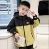 Chaqueta para Niños Estilo Primavera y Otoño 2026 Nuevo Estilo Genial Cortavientos Infantil Tendencia Genial Top Chaqueta de Otoño para Niños Grandes