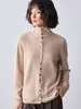 Diseño reversible por delante y por detrás con hebilla cruzada y bordes enrollados, cuello alto, 100% lana, nuevo suéter elegante y con estilo otoño-invierno