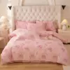 Juego de Cuatro Piezas de Algodón 100% Puro Clase A Espesado Cepillado Otoño e Invierno Juego de Cama Venta al por Mayor desde Fabricante Transfronterizo