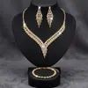 Moda Transfronteriza Joyería Popular Europea y Americana, Elegante y Lujoso Conjunto Nupcial de Cadena para el Cuello con Borla Incrustada de Diamantes y Aretes, Gama Alta