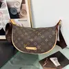 Cross2026 Invierno Nuevo Bolso de Bollo con Correa Ancha Diseño de Nicho para Mujer Bolso de Hombro Único con Estampado Retro Bolso Cruzado