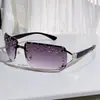 Gafas de Sol Personalizadas de Nuevo Estilo con Puntos de Diamante, Borde Cortado sin Marco, Moda Europea y Americana, Protección Solar para Vacaciones, Gafas de Sol Transfronterizas para Mujer