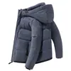 Jaqueta de Penas Masculina Enpu Outono e Inverno Novo Estilo Masculina Grossa Quente Solta Tendência Jaqueta Puffer com Capuz Casaco de Penas Masculino