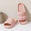 Nuevo Estilo de Pantuflas de Hotel para el Hogar y el Baño que se Sienten como Pisar Mierda, Pantuflas de Casa Antideslizantes para Hombre y Mujer de Verano para Entrega