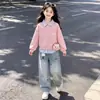 Conjunto Jeans Fresco e Artístico para Meninas, Estiloso, Patchwork Listrado, Gola, Falso Duas Peças, Moletom, Bonito, Versátil