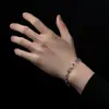 Pulsera Hueca Empalmada de Acero Inoxidable para Hombre, Simple y Lujosa, Sensación de Alta Gama, Joyería Versátil de Moda Tendencia Venta al Por Mayor