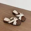 Sandalias de Plataforma con Falda, Chanclas de Mujer para Exteriores de Suela Gruesa, Nuevas Sandalias Blancas de Deslizamiento Tendencia Retro Verano 2026