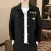 2025 Nueva Chaqueta Vaquera Casual Bordada Luminosa Fina de Otoño e Invierno Chaqueta de Trabajo para Hombre Top de Mezclilla de Moda para Hombre