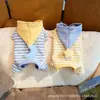 Ropa de otoño e invierno para perros de compañía, pijama con capucha de cuatro patas que cubre la barriga, cálido y con forro polar, adecuado para usar en interiores y puede usarse como correa para gatos