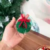 Llavero de donita tejido a mano con tema navideño, Colgante hecho a mano de la serie navideña, Decoración creativa para fiestas