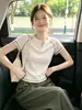 Camiseta Elegante de Bloques de Color con Cuello en V y Manga Corta para Mujer, Nuevo Verano 2026 Casual Versátil Moda Adelgazante Superior A13213