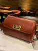 Capa Superior Piel de Vaca Cuero Curtido Vegetal Bolso para Mujer Cruzado Pequeño Bolso Cuadrado Pequeño Retro Marca Grande Casual Correa Ancha Para Todo 834