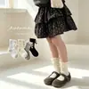 Calcetines para niños para otoño e invierno con bordes rizados y lazos, adecuados para niñas y bebés, estilo Lolita, calcetines de media pantorrilla sin presión