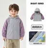 Jaqueta corta-vento infantil masculina estilo europeu, outono 2026, nova linha infantil, para bebês e crianças pequenas, top moderno para primavera e outono