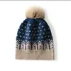Novo Chapéu de Cashmere Feminino Inverno Quente À Prova de Frio Exterior Cor Sólida Bola de Pelo Moda Versátil Chapéu de Lã Tricotado