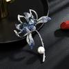 Nuevo estilo lujo exquisito elegante atmósfera clásica broche de abrigo de loto azul accesorios antiluz una generación de cabello