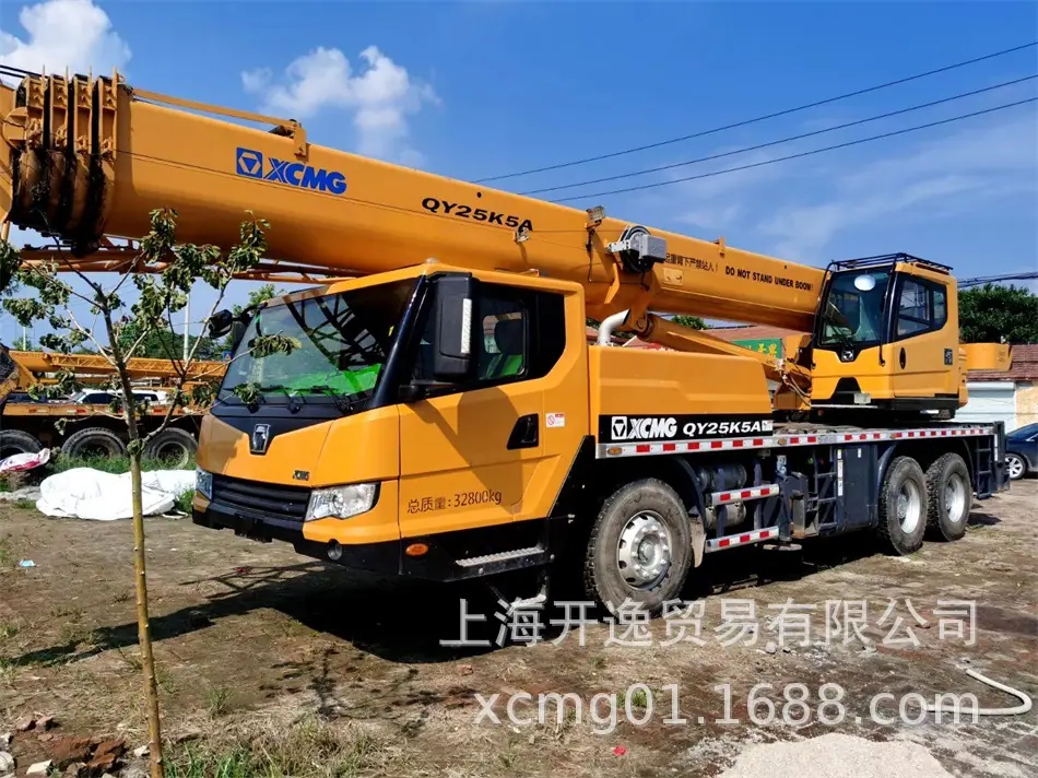 qy25k5a crane (3)