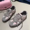 Tênis de Treino Alemão Feminino 2026 Verão Novo Versátil Fivela de Couro Tênis de Treino Alemão Feminino Cadarço Baixo Respirável Sapatilhas