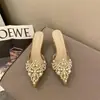Imposto Não Incluído2026 Nova Moda Bico Fino Pérola Meia-Chinelo Sandálias de Salto Fino para Mulheres Tamanho 42 Bico Fechado Mules de Salto Médio