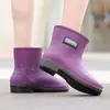 Botas de lluvia cortas, de caña baja, moldeadas por inyección para estudiantes, impermeables, ligeras, de invierno, modernas, antideslizantes, con forro de polar y duraderas