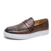 Zapatos de Cuero de Comercio Exterior para Hombre Otoño de Caña Baja Casual Moda Zapatos de Tabla Moda Masculina Británica de Negocios talla grande 46 Set Mocasines para Pierna