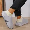 Nuevas zapatillas de suela blanda de EVA para hombre, para uso exterior en verano, sandalias antideslizantes de suela gruesa para uso en casa y baño, zapatillas de pareja de suela blanda