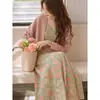 Conjunto Dopamina de Primavera Novo Estilo Estilo Pequeno Chanel Cardigã Rejuvenescedor Vestido Camisola Floral Conjunto de Duas Peças