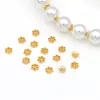 Banho de Ouro 14k Cobre Colorfast Banhado Flor de Seis Pétalas Flor Oca Tampa de Flor Base de Flor Pulseira com Contas Colar Acessórios de Joias DIY C02