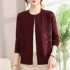 Suéter largo de manga larga bordado estilo casual para mediana edad y ancianos, suéter de punto pequeño de alta calidad para invierno de madre, suéter cárdigan de capa base