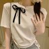 Foto Real # Camiseta Manga Curta Comprimento nos Ombros com Laço de Miçangas para Mulheres 2025 Novo Estilo Top Curto com Cintura Franzida Emagrecedor