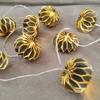 Pantalla de lámpara de linterna origami de fábrica de 4 cm calabaza borde dorado colgante cadena de luces led para fiestas transfronteriza fsc decoración navideña