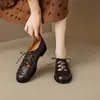 Novos Sapatos de Salto Médio com Corte Profundo Estilo Britânico Retrô Versátil 2026 para Mulheres, Adequados para o Trajeto na Primavera e Verão, Sapatos de Couro Versáteis com Cadarço