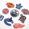 Ya bordado nuevo logo de equipo de baloncesto pegatinas bordadas por computadora pegatinas decorativas para ropa bolsa parches para zapatos y sombreros pegatinas de letras de hoja de arce