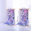 Soporte de enchufe múltiple humanoide de acrílico Figura periférica personalizada Adorno de decoración bidimensional de animación original para bricolaje
