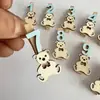 Clipes de Madeira com Números de 1 a 10 para Crianças na Temporada de Volta às Aulas, Adereços para Fotos, Clipes de Foto Infantis com Patas de Urso e Números Azuis
