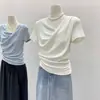 Top versátil de estilo coreano para adelgazar, sensación pura de deseo relajado, fruncido, manga corta, camiseta de verano asimétrica con escote Bardot que revela la clavícula para mujer