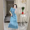 Vestido Plisado Personalizado Estilo Miyake, Longitud Media, Corte Holgado, Adelgazante, Favorecedor, Manga Corta, Falda Plisada, Verano, Lujo Ligero, Sensación de Alta Calidad