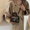 Bolso Kelly Retro de Moda de Mano 2024 Nuevo Elegante Comodín Bolso Cuadrado Pequeño de Alta Gama Simple Tendencia Bolso Cruzado