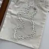 Collar de Cristal Blanco Fresco de Verano con Forma Irregular de Gota de Agua Diseño de Nicho Hecho a Mano con Cuentas Cierre Magnético Cadena para Clavícula