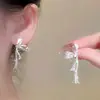 Brincos de Argola com Franjas Levemente Luxuosos e de Alta Qualidade para Mulheres Sem Furos na Orelha, Brincos Únicos e Deslumbrantes, Brincos Longos Super Bonitos para Outono e Inverno