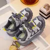 Zapatos deportivos para niños 2026 modelos nuevos de primavera y otoño, zapatos para niños mayores, zapatos de papá, zapatos de vestir sencillos para niñas, zapatillas de malla para correr para niños